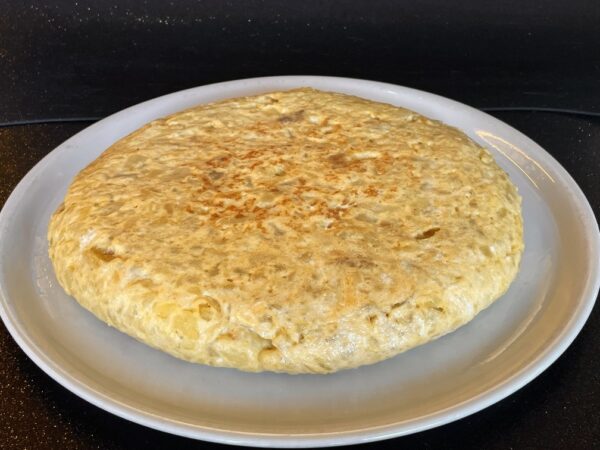TORTILLA DE PATATA CON CEBOLLA - Imagen 2